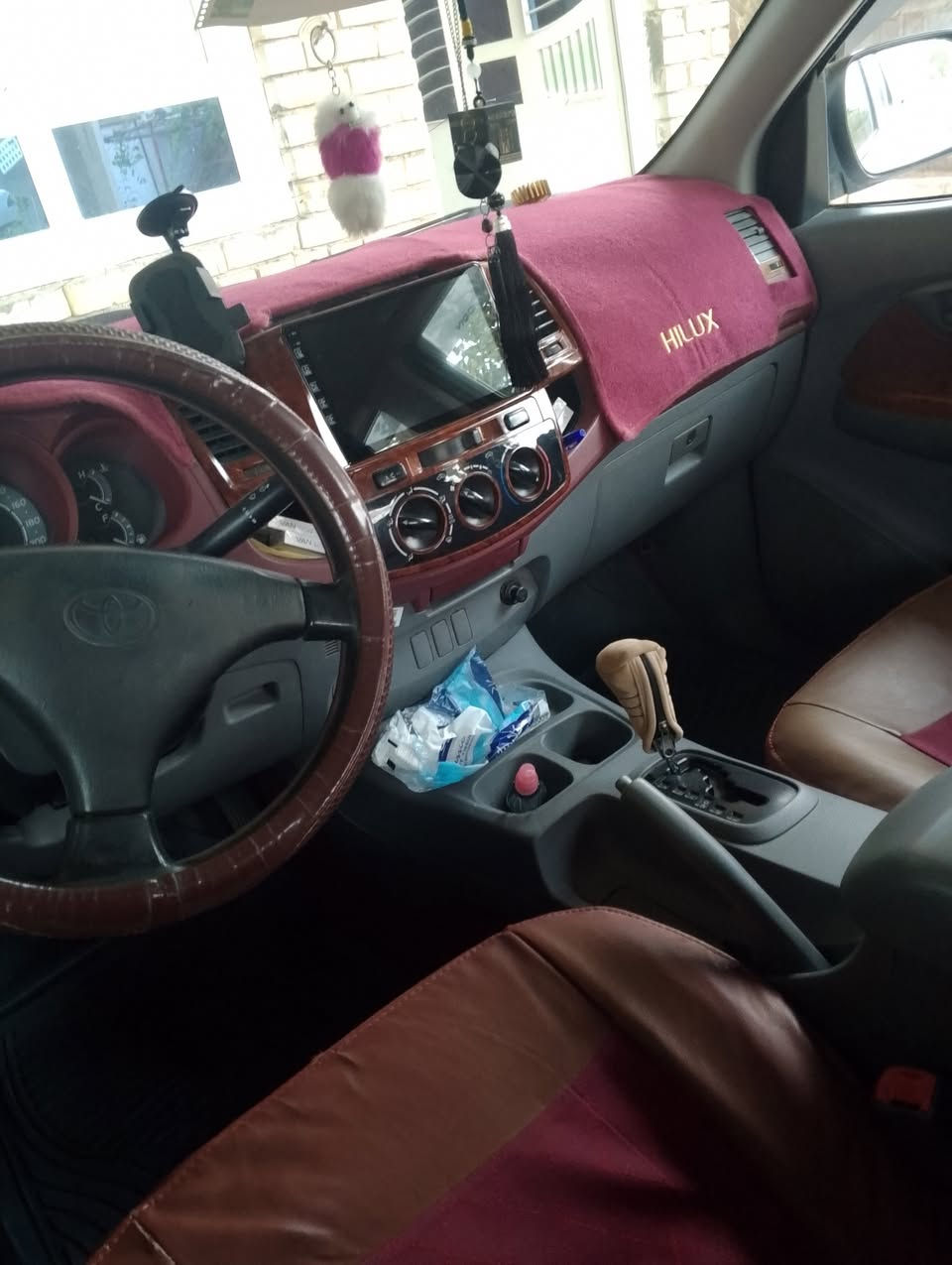 السلام عليكم. بيكم  2009.  سعودي. 
  كير.   محرك.  شرط صدر جديد تخم تاير             تبريد تدفئه شرط 

رقم انبار انكليزي.  مشروع وطني سنويه لل 2030  تحويل مباشر   سياره مكفوله كفاله عامه كير اوتماتيك سياره  جديده.   بمعني الكلمه  

مكاني.  الفلوجه.   الكرمه.  
السعر.  180 . وبي مجال . بسيط  واذا اكو  مراوس بـــــــــ تي ار دي وانطي فرق   رقم للستفسار اكثر ( *********** )  (‏‪***********‬‏) (ملاحضه الي مايعجبه المنشور لا يعلق)
