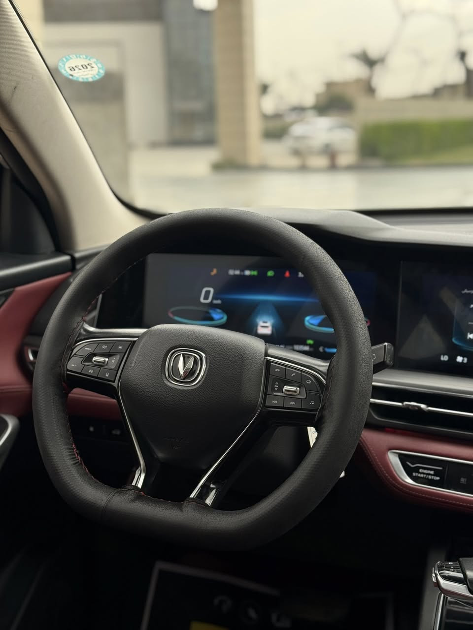 سلام عليكم 
شانجان cs75 بلس مديل 2022 ماشية 100 الف دعامية امامية خلفي صبغ سيارة بحالة الوكالة وداخل الضمان 
مواصفات 
1-قيادة ذاتية فول تحكم ستيرن 
2-بانوراما 
3- 3وضعيات قيادة ايكو نورمال سبورت 
4- محرك 2000توربو 🚀🚀 كير طيارة 8نمر 
5- اوتو هولد سايدة بريك بصمة نقاط عمياء 
6-تحكم عن بعد تحريك سيارة عن بعد تطبك وحدها
7-كامرات 360 رادار مانع الخروج عن المسار وقوف تلقائي
8-انارة راقصة 8وسائد هوائية صندوك شفط شاشة عرض ابل كار بلي 
بصمتين نضام ترحيب عند الاقتراب كشنات كهرباء تدفئة تبريد وبعد بيها هواي مواصفات سعر خاص مكاني بغداد كفئات سيدية للاستفسار ***********
