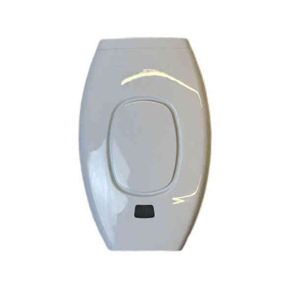 نەرمییەکی بەردەوام، بێ ئازار، لە ئاسوودەیی ماڵەکەی خۆتدا.

ئامێرێکی پرۆفیشناڵ بۆ لابردنی موو بە بەکارهێنانی تەکنەلۆژیای Intense Pulsed Light (IPL)، گونجاوە بۆ هەموو جەستە: قاچ، قۆڵ، ژێر باڵ، ناوچەی بیکینی، دەم و پشت. چەندین ئاستی چڕی لەگەڵدایە بۆ ئەوەی لەگەڵ هەموو جۆرەکانی پێستدا بگونجێت، ئەزموونێکی سەلامەت و کاریگەر دەدات بەبێ هیچ کاریگەرییەکی لاوەکی.

ژمارەیەکی زۆر لە فلاشەکان – لە نێوان مۆدێلێکی 500,000 فلاش یان 999,999 فلاش هەڵبژێرە، کە بەسە بۆ ساڵانێک.

5 ئاستی چڕی – ڕێکدەخرێت بۆ ئەوەی بە وردی لەگەڵ ڕەنگی پێستت و جۆری قژتدا بگونجێت.

دوو دۆخی فلاش – فلاشی تاک و بەردەوام بۆ ناوچە جیاوازەکان (خێرا و ئاسان).

سیستەمی پاراستنی زیرەک – تەنها لەکاتی بەرکەوتنی پێست کاردەکات و فلتەرێکی تیشکی سەروو بنەوشەیی لەخۆدەگرێت بۆ پاراستنی پێست و چاوەکانت.

ڤۆڵتیەی گشتگیر – لەسەر 100-240V کاردەکات، لەگەڵ پڵاگێک کە گونجاوە بۆ هەموو وڵاتێک.

دیزاینێکی شیک و بێدەنگ – کۆمپاکت و پۆرتەبل، بە بێدەنگی کاردەکات. • کەرەستە: ABS

• ڕەنگ: ڕەش / سپی / ڕۆز گۆڵد

• چڕی ڕووناکی: 3-5 J/cm2

• درێژی شەپۆل: 470-1100 نانۆمەتر

• هێز: 12 ڤۆڵت، 2.5 ئەی

• فرێکوێنسی: 50/60 هێرتز

• پلەی گەرمی کارکردن: 5°C - 35°C

بۆ نرخ نامەی بنیرە 
ژ.م:: *********** لە وسئاپ نامەی بنیرە
گەیاندەن بۆ کوردستان و عیراق هەیە رانية
