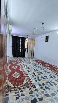 بيت للبيع مساحه100متر مع محل ماجر الواجهيه 6نزال19  يحتوي على غرفه وست...