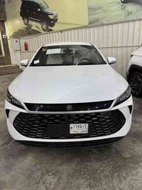 🔥چن بلاس byd زيرو 2025🔥  كارت وبصمه وارضيات وشاحنه وماسحات كامل مرفقات...