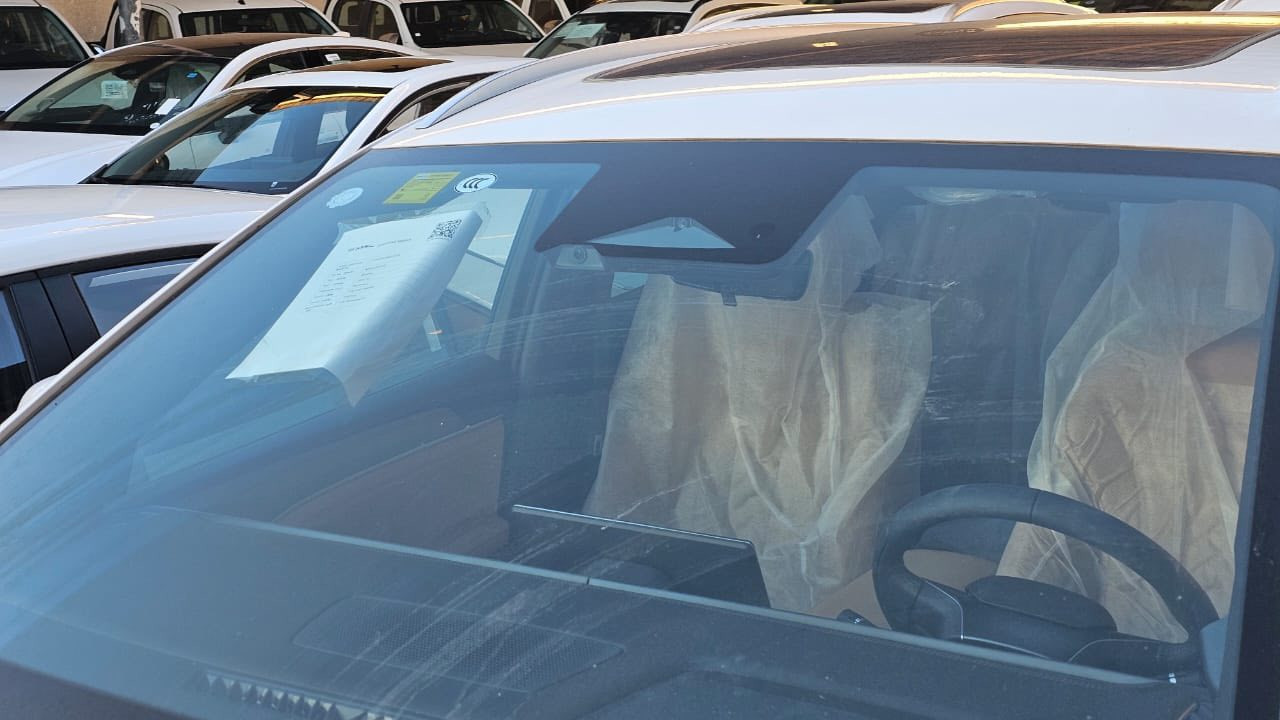 السعر 28,350,000 مليون 🔥
BYD سونگ L

بدون دلاليه فقط مبلغ السياره ☑️

بي واي دي سونك L فوووول كاميرات ٣٦٠ درجه 5كامرات كشنين كهرباء تبريد كشنات شاحن وايرلس رادارات  360درجه بلمري وامامي وخلفي ومانع تصادم  بانوراما بطاريه جبيره 
صفر زيرو   شاشه جبيره مستشعر بشر وحيوان وسيارات مواصفات متخلص بيه كامل مرفقات شاحنات عدد ٢ وفوم وكارت وارضيات ورام ☑️

متوفر جمله ومفرد 
بسعر 28,350,000مليون دينار عراقي 
السعر غير شامل الرقم 

للاستفسار 

***********
