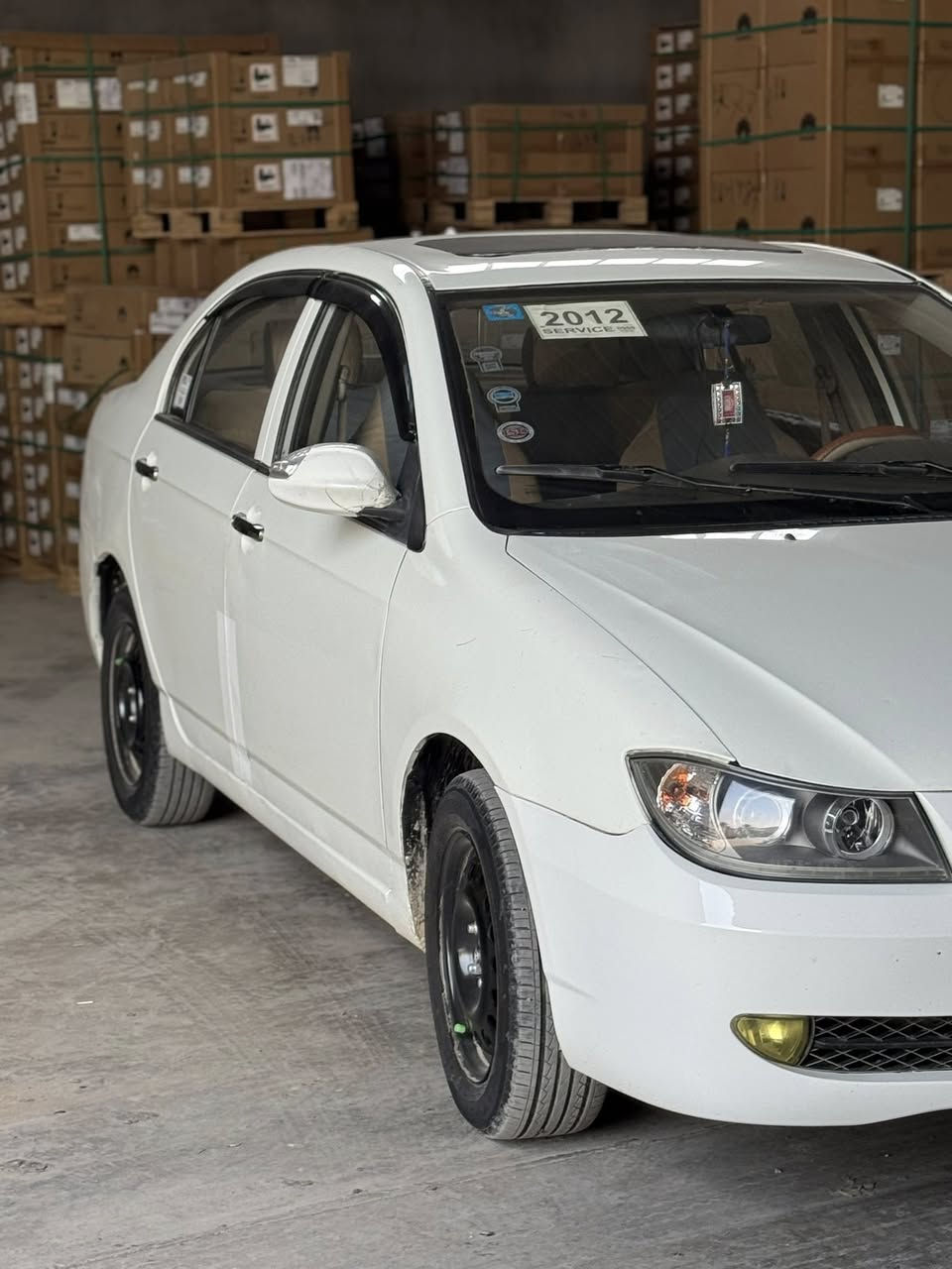 سلام عليكم ليفان 2012 مكينه كورلا تسعينات السياره( صبغ دوس فقط ) اكرر فقط صبغ دوسااات يعني لا دواير ولا غير شي باسمي كهربائيات كولها شغاله السياره خير من الله تبريد شغال مكاني كربلاء ورقم دولي الجديد 
ملاحضة السياره بيها لاستيك ولف بدايه 
السعر 49 الشراي يتصل وبي خير ويدلل
***********
***********
