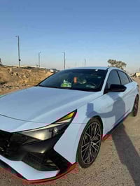 النترا  N   ‏السرعة 300   موديل :2023  المحرك :2000 تيربو N  كير عادي ...