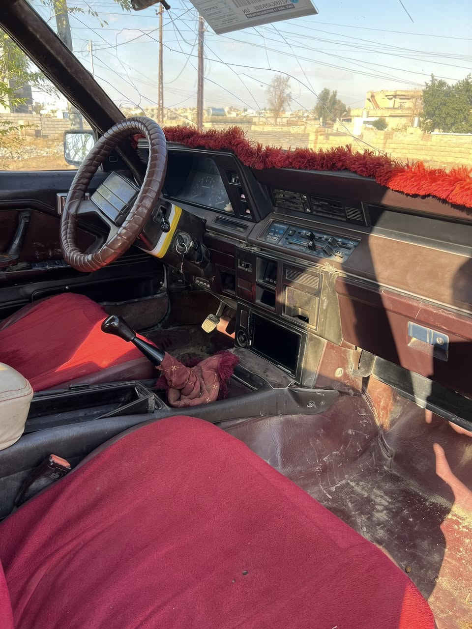 السلام عليكم 
سوبر للبيع 
موديل85
مسجلة رقم نينوى صدامي 
كهربائيات كلها شغالة داخل خارج 
كشر نضيف مابيه خياسات 
السعر26وبيها مجال 
للاستفسار اكثر:***********
