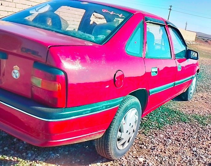 وثل فكتره  موديل 90.  محرك. 20. وتماتيك    سياره. حلوه. كلش.  ونضيفه   رقم.   سليمانيه    سنويه. 28. تنتهي.    لسعر. مناسب*********** كركوك, العراق
