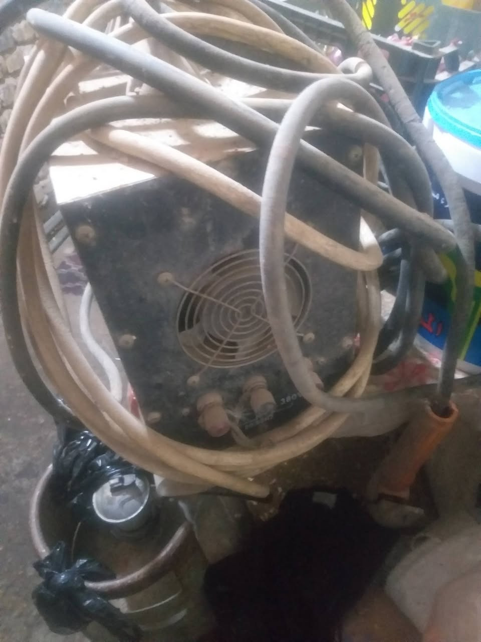 مكاني ديالئ بعقوبه
سعرها ١٥٠

***********
