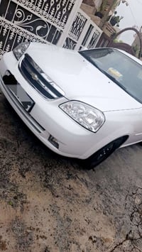 للبيع اوبترا ٢٠١٣ خليجي  ماشية ١٠٠ الف  كفاله عدا شخص بالباب شبر رقم س...