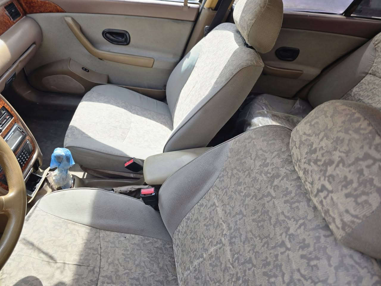 سمند موديل  ٢٠١٠ للبيع كفاله عامه 
للاستفسار الاتصال على الرقم ***********
