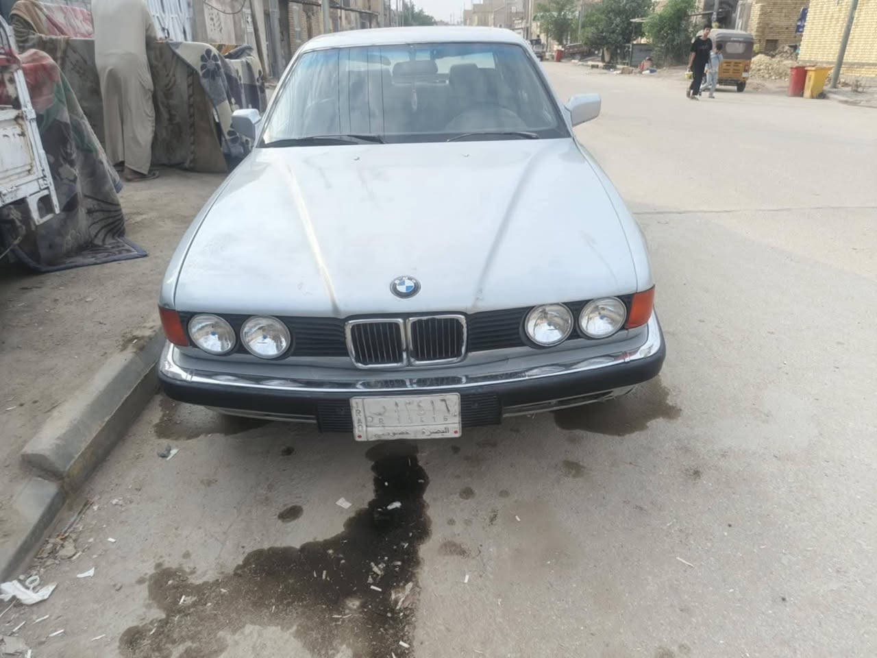 السلام عليكم سياره بي ام للبيع أو مراوس موديل 1993 حجم 735 رقم بصره سنويه ساقطه بالعشرين راعيها بالكوت بس ما واصله كير ومكينه بيهن خربطه يرادلها ترتيب بسيط ( ابيع كوم حديد فقط مسؤل عن السرقه والعشائر) مكاني السماوه ( السعر ٢٥) ***********
