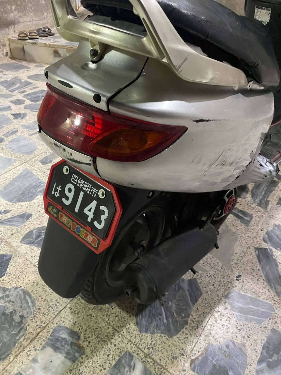 السلام عليكم دراجه للبيع دراجه خير من الله  مكينه فول بس يرادله كفرات 100 سعر الدراجه 250 قفل للاستفسار ***********
