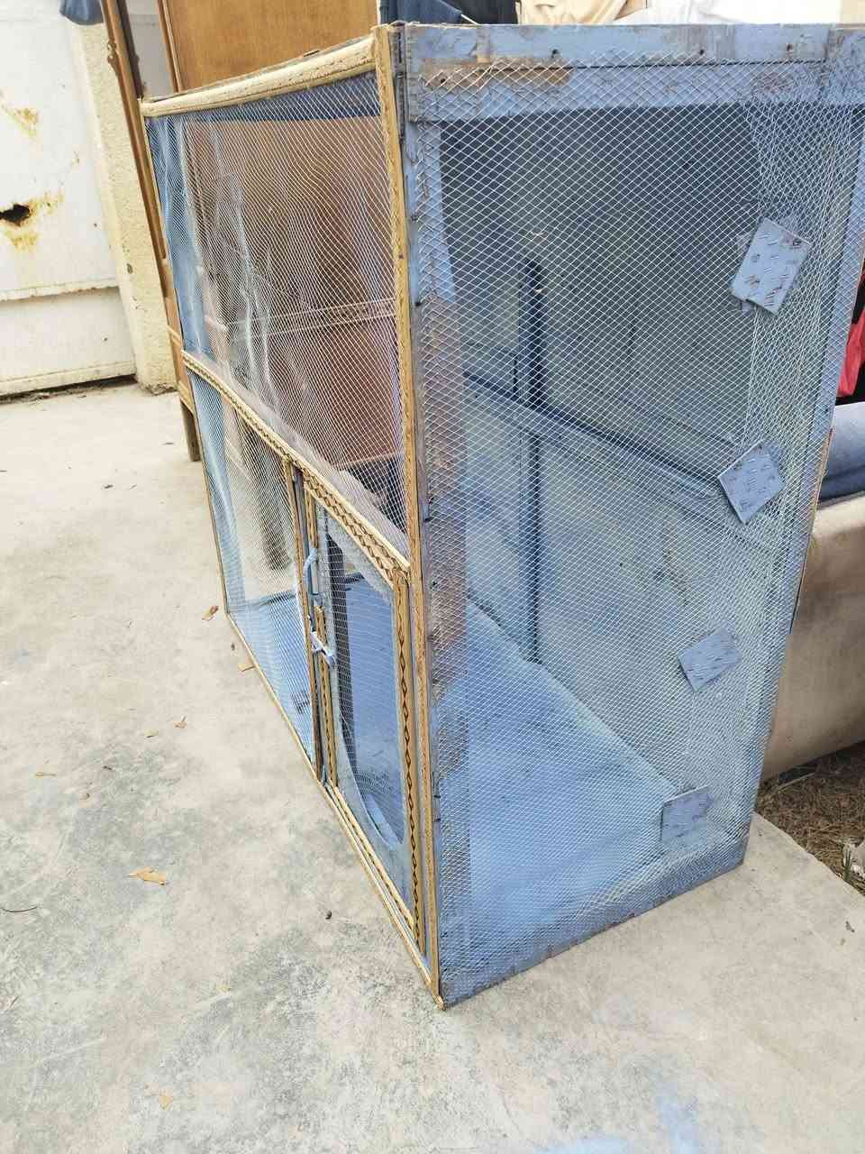 يا الله قفص يرهم دجاج طيور عصافير يرهم ارتفاع متر طول متر وربع نزال 60 سعر 35 الف مكاني ابو غريب ***********  ***********
