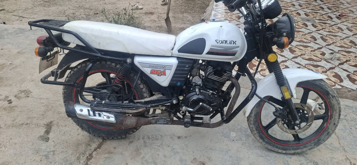 دراجه دايوان سونك للبيع اوراق سكنر   موديل 22 مكان الخالص السع 550  ق ***********
