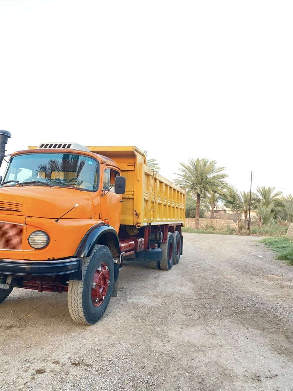 البيع مطوله موديل 81كير130جديد محرك مكفول بدي جعب مايلر قماره بلاديه بيه بجم صبغ تبريد ثلج سيارة جاهزه الشغل
‭***********

***********

