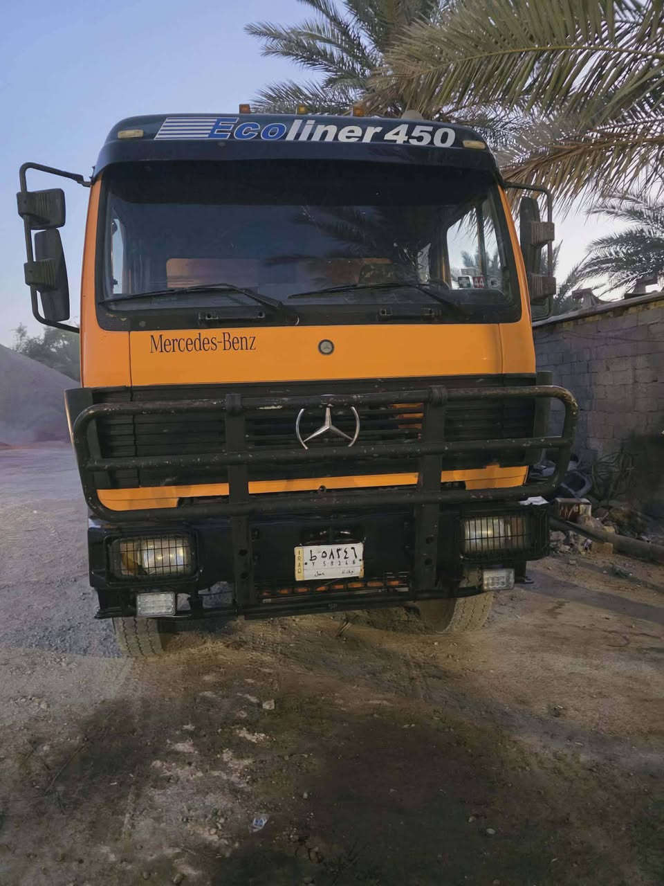 السلام عليكم سياره موديل موديل 93 ماكينه 44 جير 155 رقم الهاتف ***********
