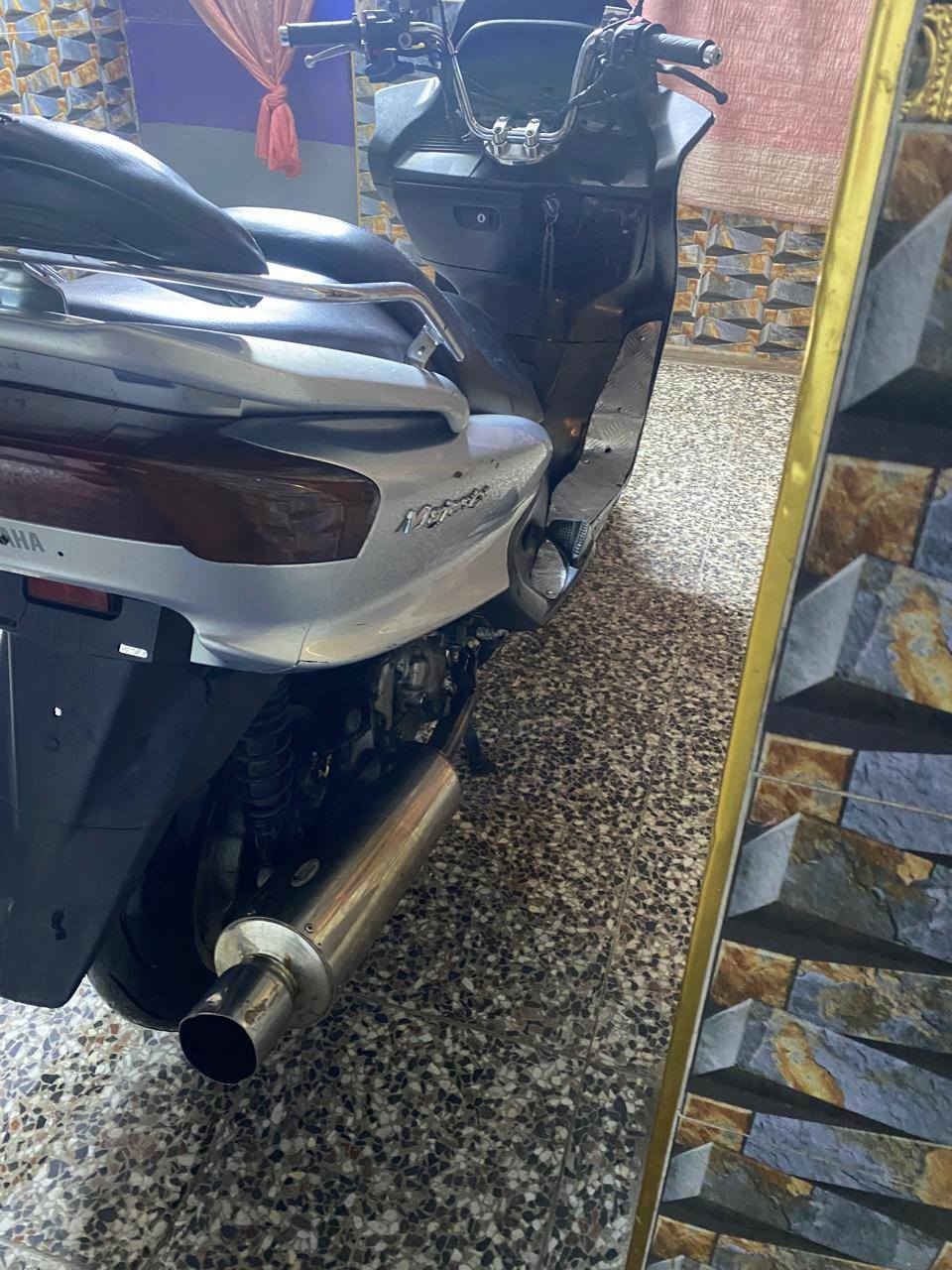 دراجه ماجسته 160 دراجه حلوه ونظيفه قشر كامل نظيف الدراجه غسلتها نقعد الباتري شحنه وما تشتغل الدراجه بمكان مدينه الصدر بغداد قطاع 47 سعر دراجه 375 وبيها مجال رقم التليفون ***********
