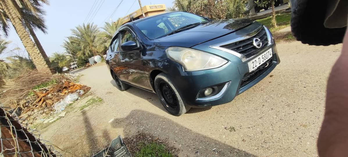 السلام عليكم
للبيع نيسان فيرسا وارد امريكي مواصفات SV 
ضرر ثلاث قطع موضح ضمن المنشور (سونار وفيديو)
محرك شرط وكير جديد السعر(79) وبيهة مجال
سنوية جدية لل2030 بأسمي
مكاني صلاح الدين/تكريت
للأتصال أو التواصل على واتس اب ***********
