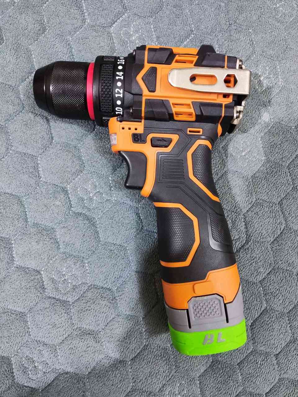 دريل برشلس درجة اولى ،بطاريتين السعر 35 الف مع توصيل مجاني ***********
