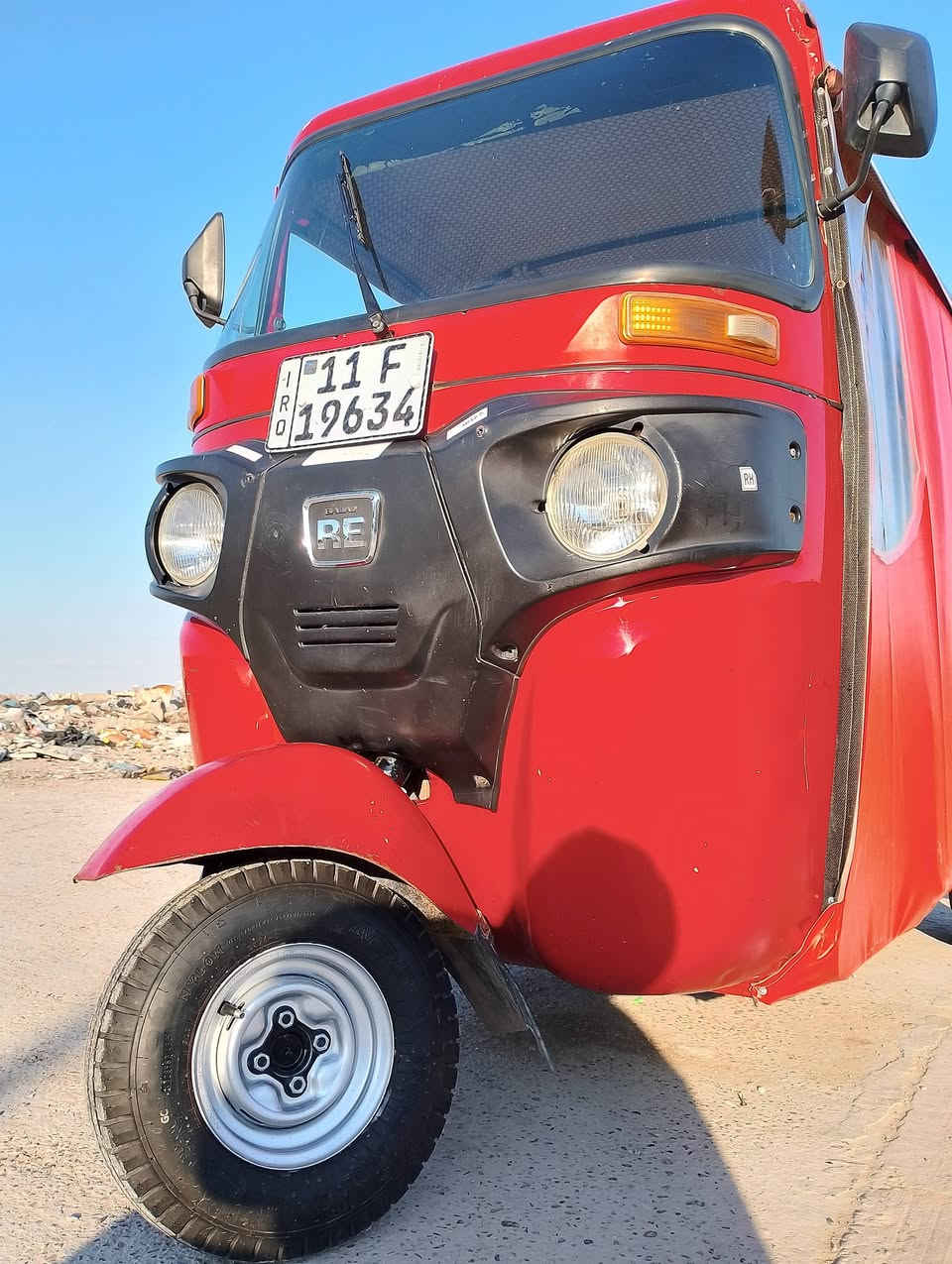 السلام عليكم موديل 20 شهر 12 رقم نكليزي تحويل ثاني يوم تكتك كفاله فقط معمر دوس تكتك جاهزة لل اخير مال جناي  مكاني بغداد حي النصر تقاطع حي البتول عارضهة 6700 بيهة مجال ***********
