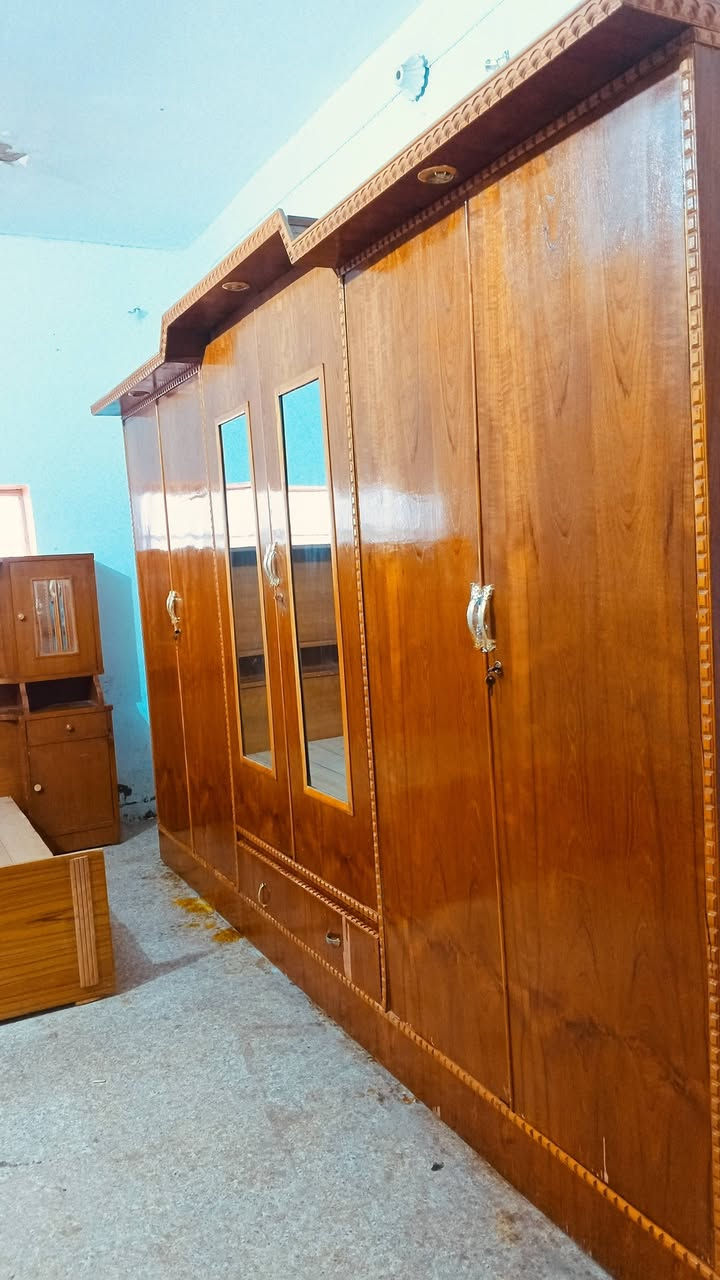 سلام عليكم غرفه صاج عراقي نضافه كدامك مابيهه ضرر سعر 350 ***********تصال وتس اب خاص موجود
