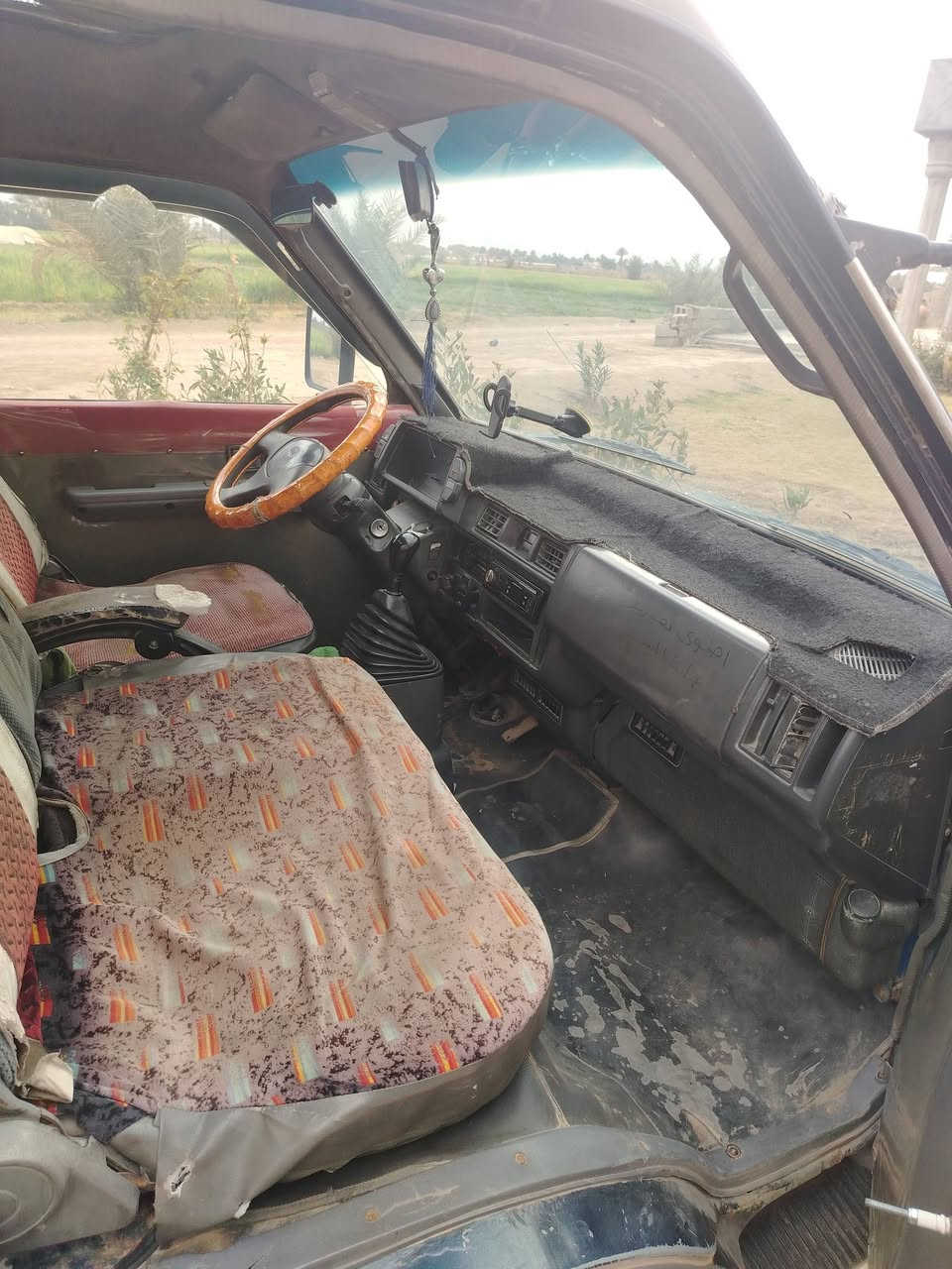 اسلام عليكم كيه بسه البيع موديل 1994 سنويه الى 29 رقم بغداد سياره خير من الله سعر 43 وبيه مجال جك جيه ***********///***********
