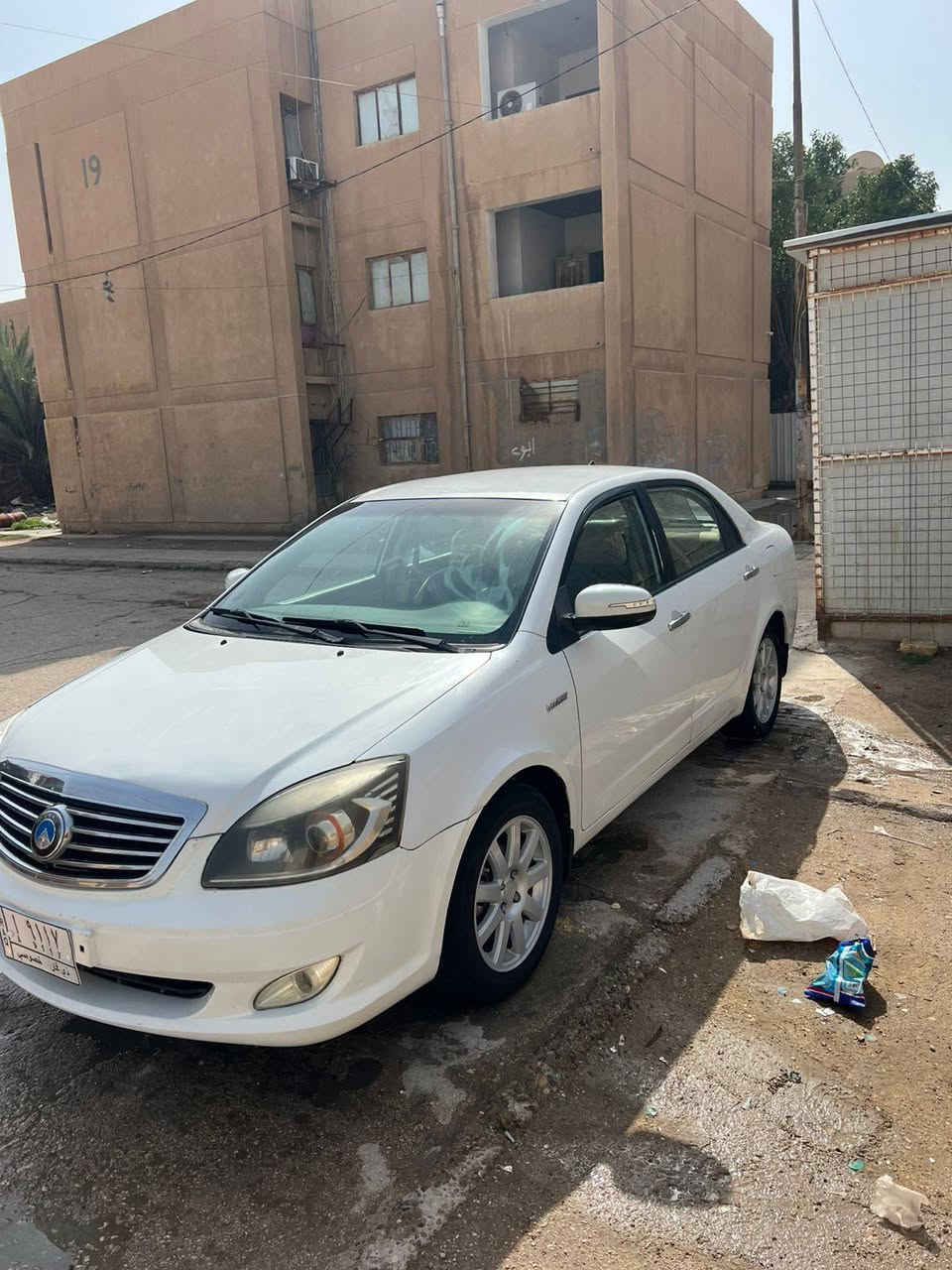 جيلي ٢٠١٣ ذي قار سياره جديده جاهزة من كلشي تخم تاير توني شاده محرك حاويه هم توني شاده تبريد وي سويج احله من صور  بيه رش بصيط بل دوس بل دواير جاملغ سياره علي يدي صار خمسه سنوات اخوان العلم سياره راعيه ميت و مابيه قاصرين بس مايقبلون يسون قسام شرعي  سعر ٤٢ حبايب الي ماعاجبه سعر اعبر المنشور جنك ماشفته يرحم والديك خاص مفتوح


**إذا كنت صاحب هذا الإعلان وتريد حذفه لأي سبب، رجاءا أرسل رسالة إلى الدعم الفني**