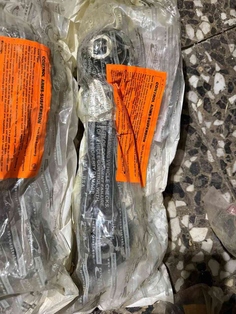 السلام عليكم صدرر كاملل جارجر يشتغل من موديل15 لل23 يشتغل جديد شركه صدرر كاملل ويا فلنجاتت رايده 350 الق قفل لل استفسارر  واتساب ***********
