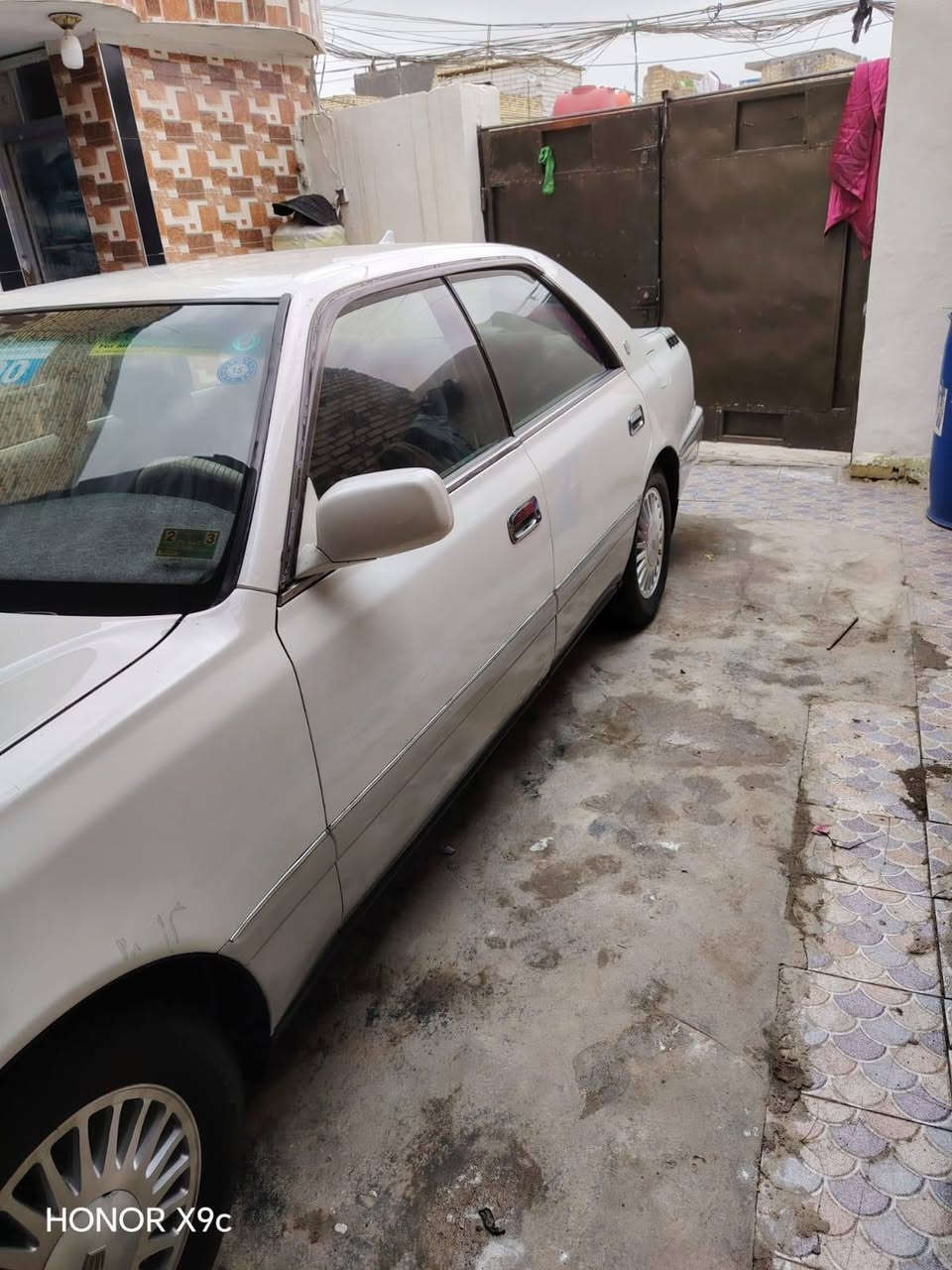 السلام عليكم  اخوان راس ثور فلات للبيع  فقط  رقم انبار دولي بسمي تحويل ثاني يوم سنوي لل30                                                        مكفوله من ضربه وكص ونقل جثه والاصوليات تخم تاير جديد                                            ليات ابو عيون.                                       حداديه جديده.                                                تبريد ثلج                                                       شاشه +كامره خلفيه.                                         مكينه2500ففتي  وكير عل شرط وعل فحص.                         دشبول جديد.                                                   سياره جهازه مال جناي                                                  مكان السياره بابل قضاء القاسم                                          السعر 100وبيه مجال للشراي                      تليفون ***********6
