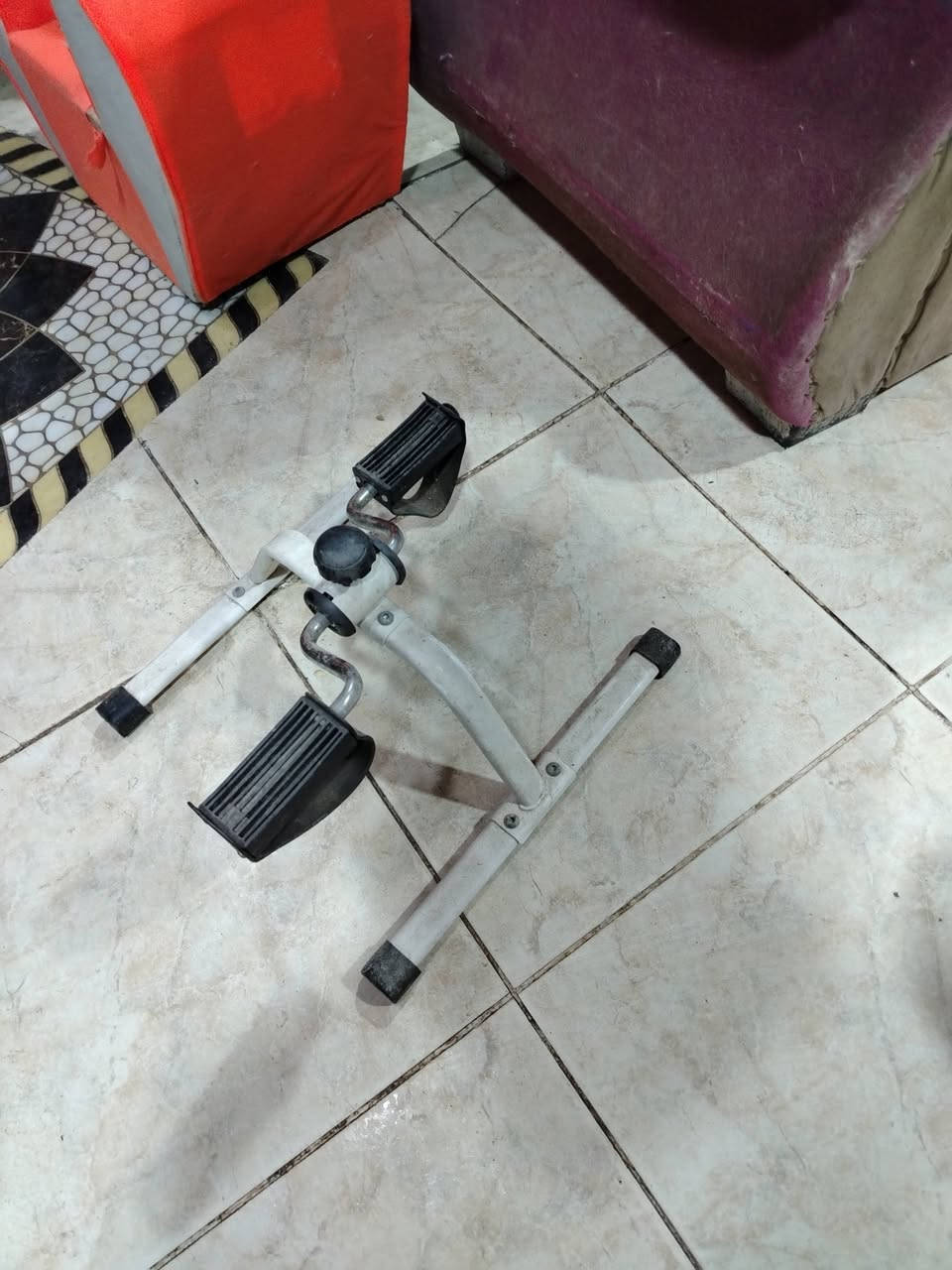 أغراض للبيع قيم واخذ


**إذا كنت صاحب هذا الإعلان وتريد حذفه لأي سبب، رجاءا أرسل رسالة إلى الدعم الفني**