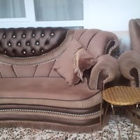 للبيع قنفة عشر نفرات وخمس قطع ب٢٥٠  ألف ديناربالاتصال 07508324327