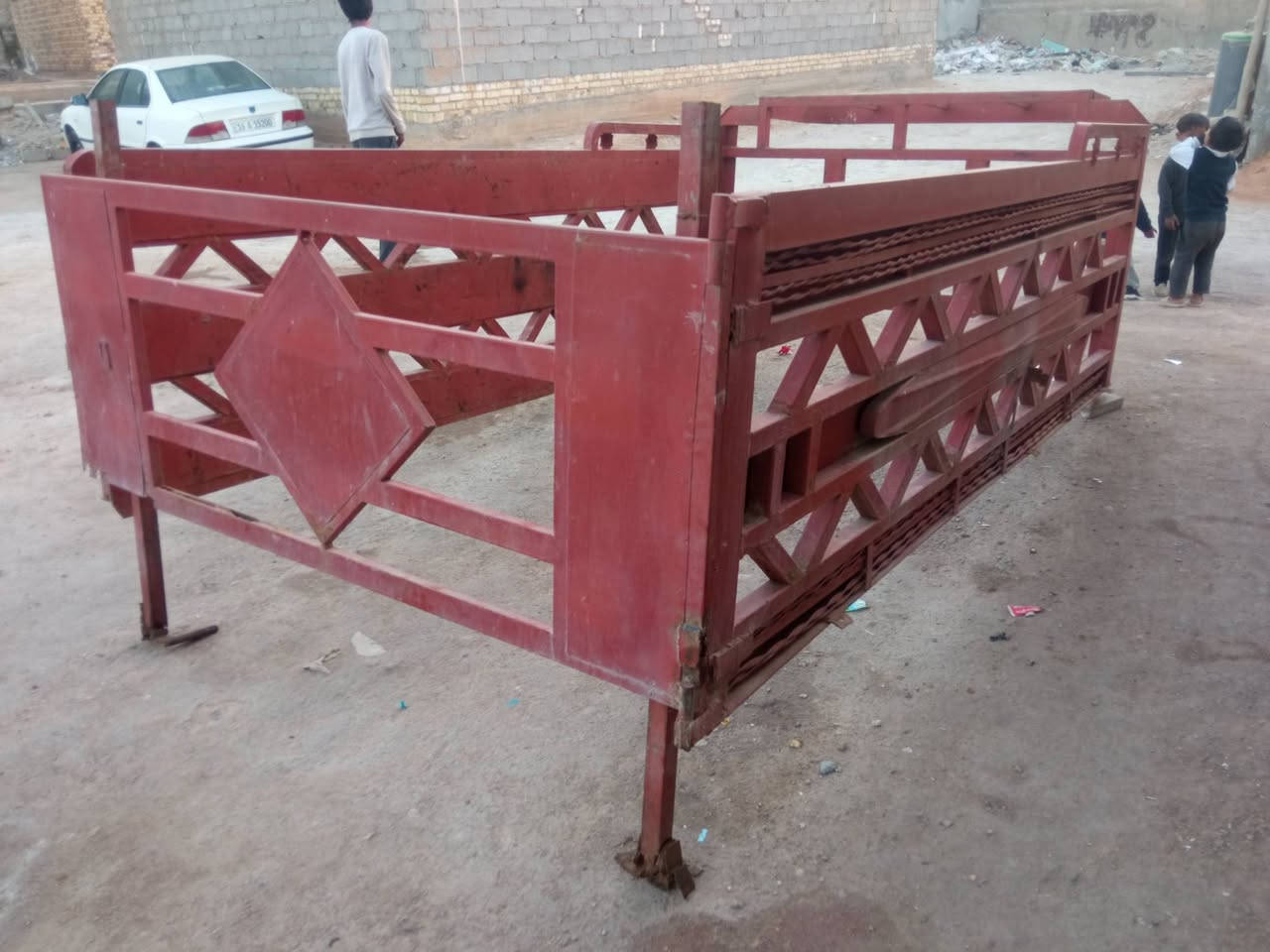 السلام عليكم محجر كيه للبيع السعر 150المكان النجف ***********
