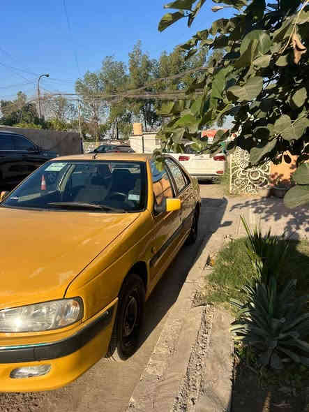 سلام عليكم شباب بيجو بارص للبيع السيارة بدون حادث بيه جراد وبيه طخة ممصلحة مبينه ب الصور مكاني حي القاهرة
السعر 49 بيه مجال بسيط 
للاستفسار ***********
