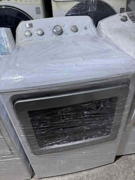 مجففات امريكي نظيف جدآ العنوان البصره المعقل خمسين حوش ***********
