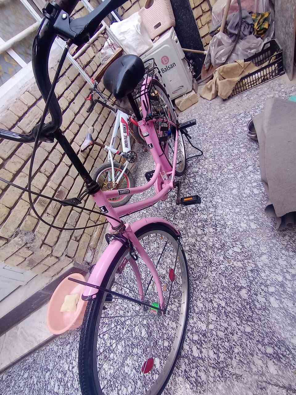 سلام عليكم بيسكل للبيع جديد يخبل موديل 2022 سعر 150 وبيه مجال قليل مكان ناصريه مركز حي اور الرقم ***********
