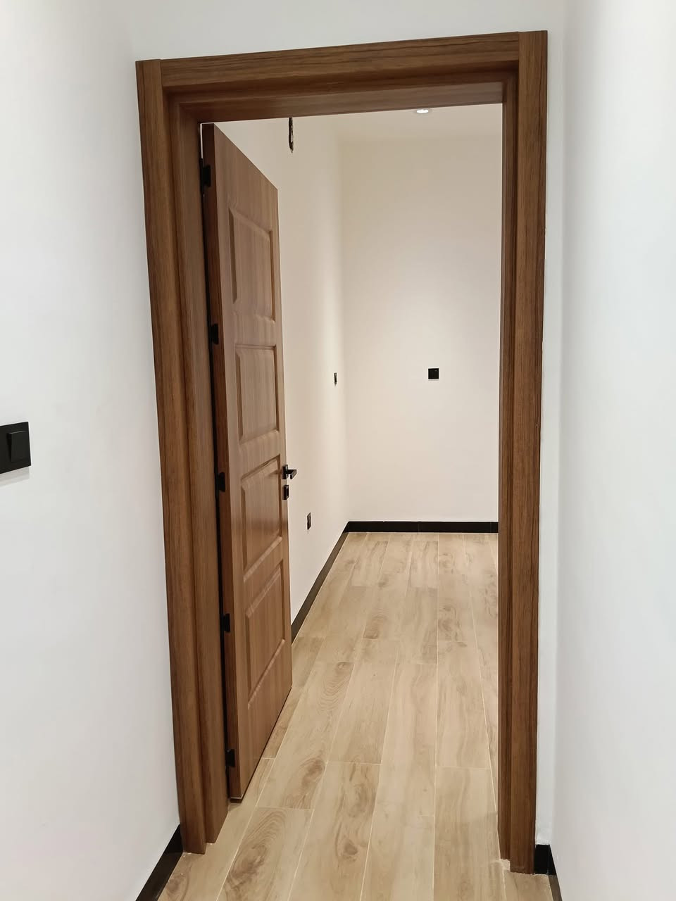 معرض الكرم الابواب التركية🇹🇷افضل واجود انواع الابواب الرئاسية 
متوفر جميع المقاسات والالوان التي تناسق منزلك بسهولة #وبأنسب الاسعار
من خصائص ابوابنا:

☑️ماركه ADOKAPI🇹🇷
☑️ ضمان الجودة 
☑️ضد المياه الرطوبة
☑️ضد البكتريا 
☑️ضد الخدش
☑️ضد الحرارة
☑️مقاوم للحرائق
☑️عازل الصوت
☑️اكسسوارات ثقيل ماركه

بكادر تركيب متميز وذو خبرة في تركيب الابواب🚪
ستجد بابك المفضل مع معرض الكرم الابواب التركية🇹🇷
للاستفسار مراسلتنا على الصفحة
______________________________
او الاتصال على الارقام التالية 
*********** واتساب
*********** واتساب
______________________________
تفضلو لزيارتنا العنوان : #الموصل /حي الوحدة قرب مجسر الميثاق #ابواب #ديكور #نينوى #هندسة #مهندسين #موصل
