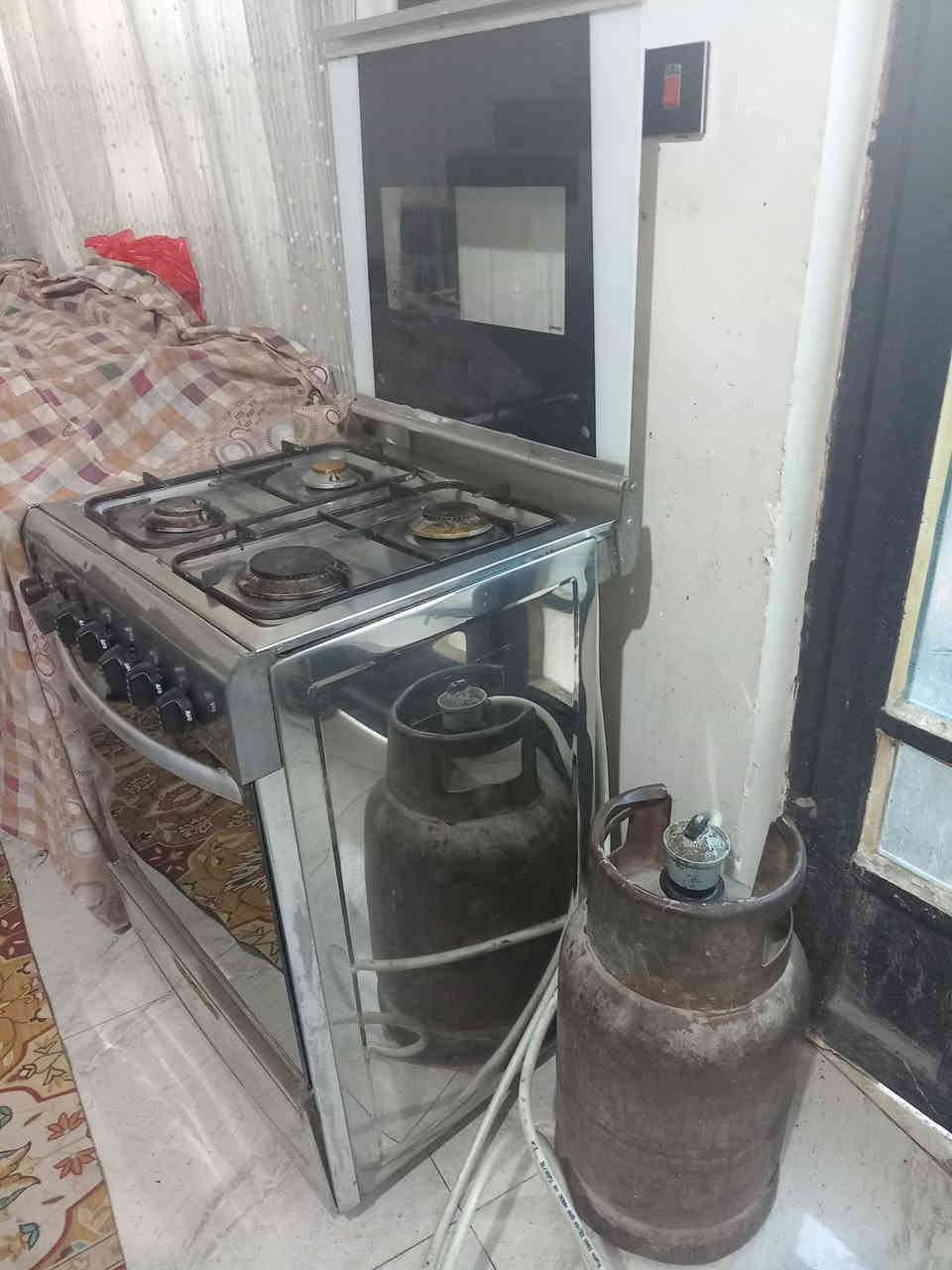 فريش مصري ع الفحص ب٧٠ قفل بدون عمله المكان حله *********** واتساب
