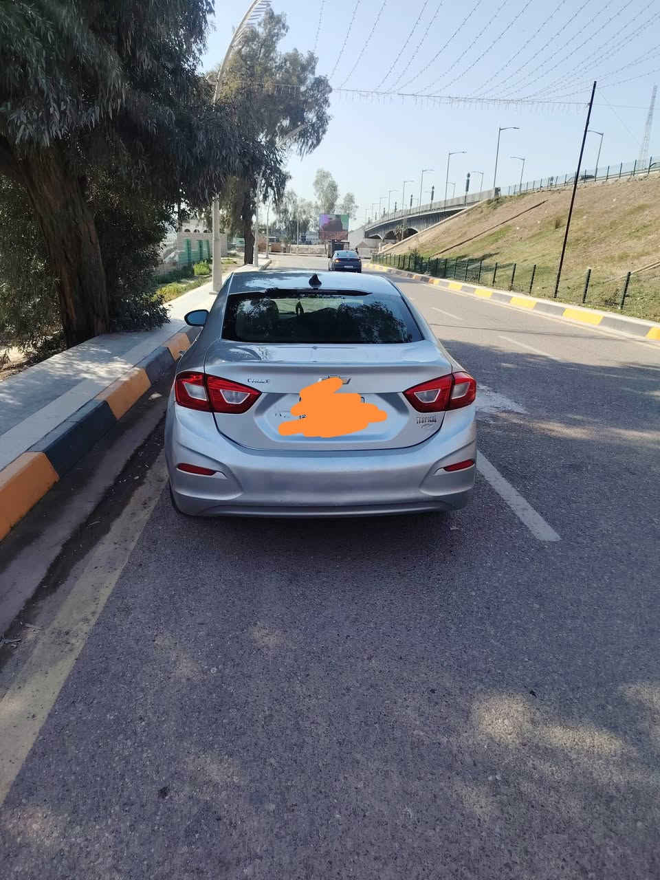 شوفر كروز موديل 2018 سياره جاهزه مكينه وكير مكفولات تبريد ثلج السياره جاهزه اي نقص مابيها رقم بغداد مكان السياره ديالى بعقوبه
السعر 75 وبيها مجال
***********
