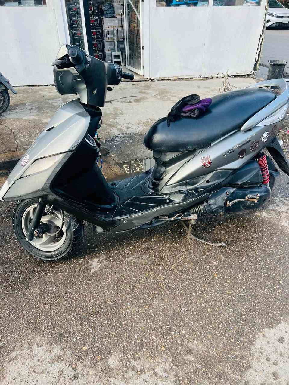 دراجه ثعلب نضيفه كلشي بيهة شغل كلش حلوه مكينه مالتهة حلوه ناعمه مكاني بغداد الشعله بغداد, العراق


**إذا كنت صاحب هذا الإعلان وتريد حذفه لأي سبب، رجاءا أرسل رسالة إلى الدعم الفني**