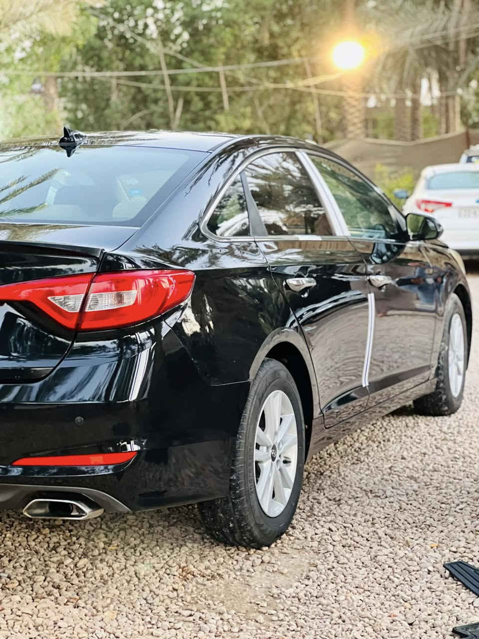 🚗 للبيع – Hyundai Sonata 2015 🚗
سيارة مرتبة ونظيفة، استخدام شخصي وبحالة جيدة 👌

🔹 الموديل: 2015
🔹 الحالة: حادث سابق (جاملغ + بنيد)
🔹 ملاحظة: بدون تبديل، بدون شاصي، بدون لغد
🔹 التواير: جديدة (تبديل قبل أسبوع)
🔹 تبريد ❄️ + تدفئة 🔥
🔹 حدادية تخبل وما بيها مشاكل

📌 رقم السيارة: واسط (سنوية للـ 28)
📍 الموقع: الديوانية

📞 للتواصل: ***********

— رجاءً للجادين فقط
