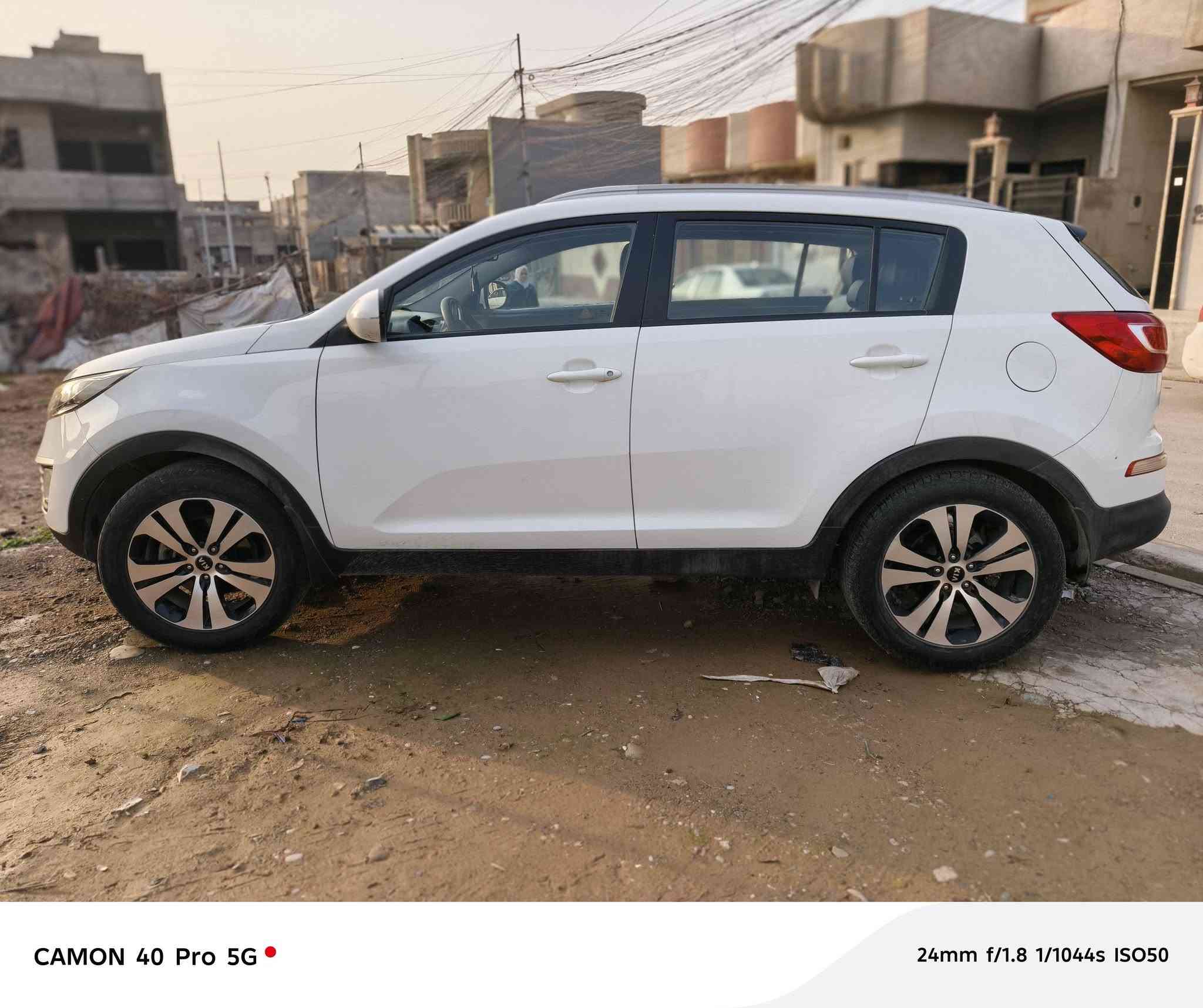 اسلام عليكم
سبورتج للبيع 
موديل 2014
فول مواصفات عدا البصمة 
بدون ضرر 
بدون صبغ 
رقم جديد
سنوية جديدة 
هزة جديدة 
بأسم صاحبها 
ملاحظة. مكلف بنشر 
للمزيد من المعلومات الاتصال على الرقم
***********
