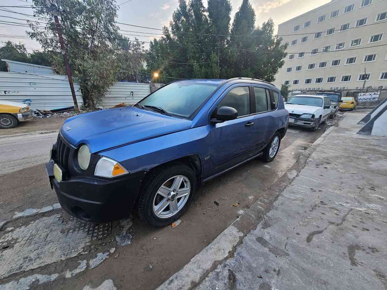 السلام عليكم للبيع اومراوس  جيب كومباس  موديل   2007 رقم بغداد مشروع وطني سنويه لغالية 28 بسمي تحويل مباشر محرك 4سلندر 2400 كير اتوو مكفولات قطعتين صبغ جاملغ خلفي وربع باب الجنطه بدون دواخلل
مكاني بغداد العامريه السعر 68
*********** واتساب
