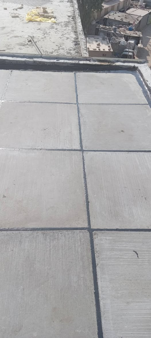 السلام عليكم يوجد كادر العادة الماستك  وترميم السطوح القديمه والمدارس وجميع دوار الدواله لتطبيك شتايكر السطوح نشتغل عمل وكرسته وعمل نعمل في بغداد وبابل وكربلاء وكل المحافظات للاتصال***********
*********** واتساب
