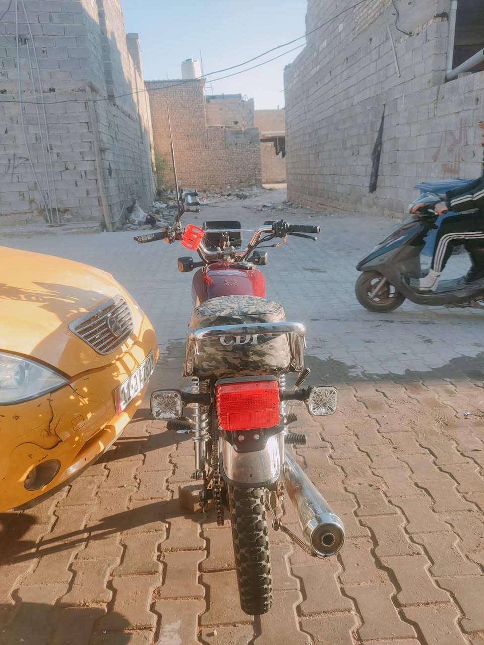 سلام عليكم دراجه تايكر 5 كير دراجه كامله بيه نقص شخاطه سلف عاطله دراجه اوراق موديل 21 مامفتوحه مكينتها دراجه متروكه والصور جدد وشلعه شك الكاع مكينه نضيفه دبلات تخم جديد كهربأئيات شغاله السعر 500 وبيه مجال حك جيه العنوان بغداد الشعله 
للتواصل *********** واتساب
ملاحضه ممتواجد علا خاص فيس
