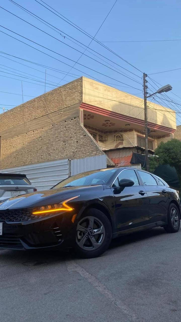 السلام عليكم K5 للبيع وارد امريكي 2022
السيارة اخت الجديدة ماشية 50 الف ميل
المكينة 1600 تيربو✈️
رادار امامي وخلفي وجانبي 
السيارة بصمة 
تشغيل عن بعد 
السيارة ما بيها اي نقص جديدة بمعنى الكلمة
حادثها فقط الجاملغ الايمن الكدام ومبدل تفس اللون حتى الدعامية نفسها ابلادية وما مفتوحة ايرباك الدركة طاك وراجع سستم  
بس غير هلشيء مابيها السيارة 
وصور الحادث موجودة بل منشور 
وسونار موجود هم
(السعر178) وبيها مجال قليل 
مكاني بغداد
للاستفسار ***********
