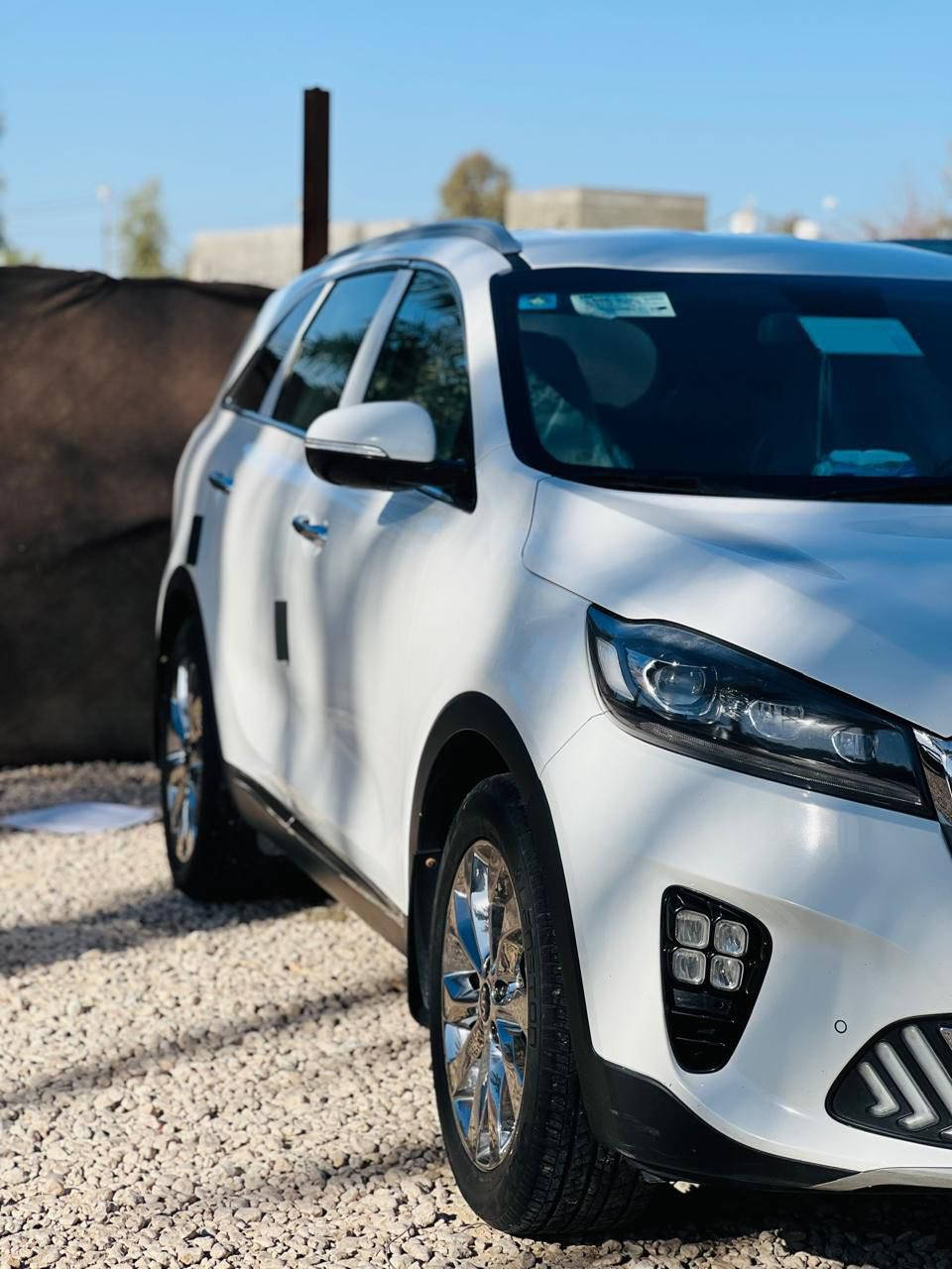 السلام عليكم
سورنتو 2018شكل 2020 خليجي رقم بغداد بسمي سنويه جديده وهزه جديده السياره بالكارتون مكفوله كفاله عامه عدا بارد بالجاملغ الخلفي شبر بي تصليح بارد مامبين نهائي كير محرك كفاله من كلشي ماشيه75الف كيلو جنطه كهرباء بصمه تشغيل وبصمه أبواب سبعه راكب تبريد خلفي قطعتين منفصل 
رادارات وحساسات خلفي وأمامي وجانبي اشاير بالمري مري شفط  ويل كروم حداديه إماميه وخلفيه قبل سبوع سويته تخم تاير جديد 
***********
مكاني  بابل الحمره الغربي
