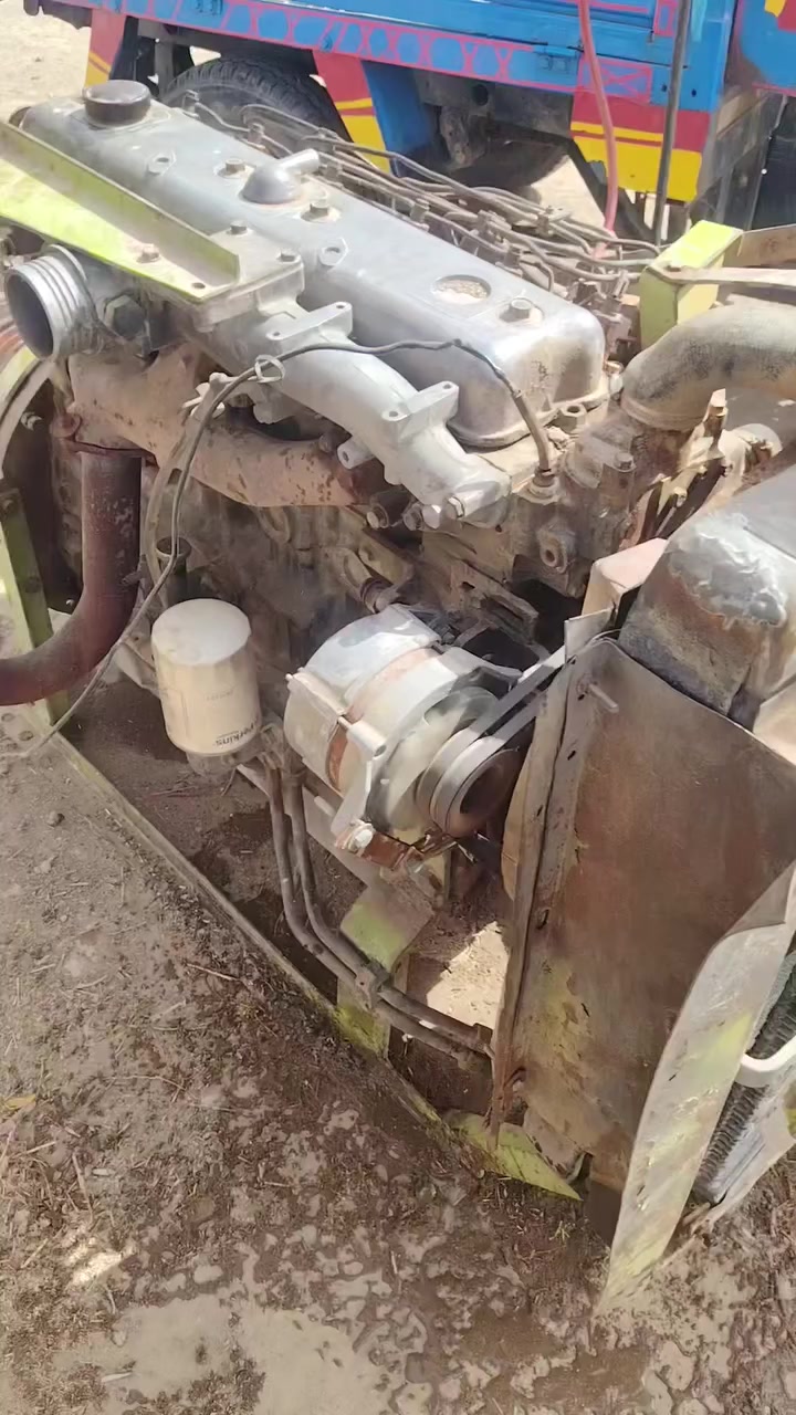 محرك بيركنس لبيع بدون تفرعات بم نوزل جديد بس بيه صوت بلمحرك وشغال جاهز سعره ٨٠٠  ***********
