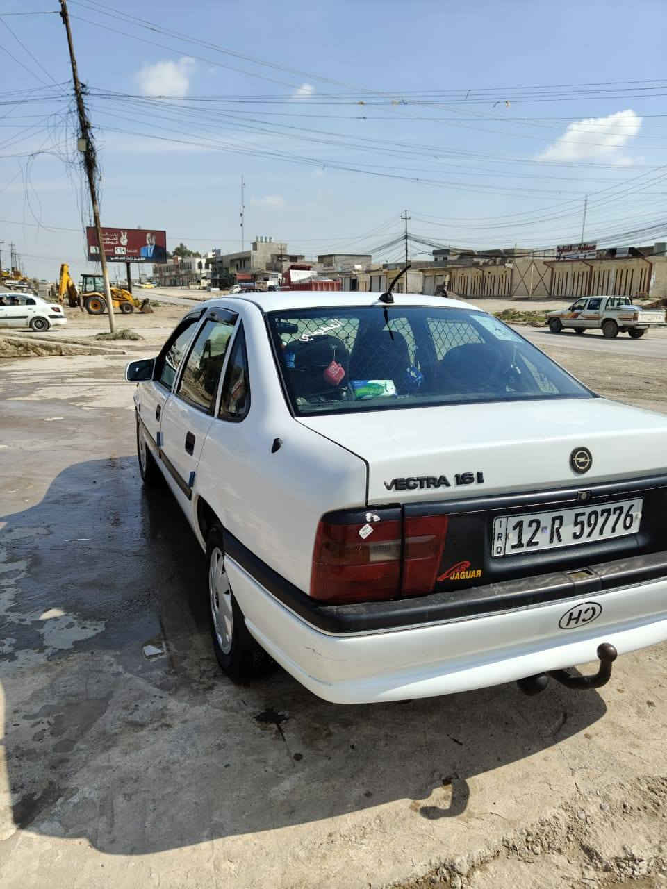 السلام عليكم فكتره موديل 94 حجم 16 سياره بلا صبغ شرط داوير ما مصلحه قفل مركزي جوم كهربائي رقم نينوى جديد سنويه لل 2029 كاربون بيهه سعر 55 شراي انتصل ***********
