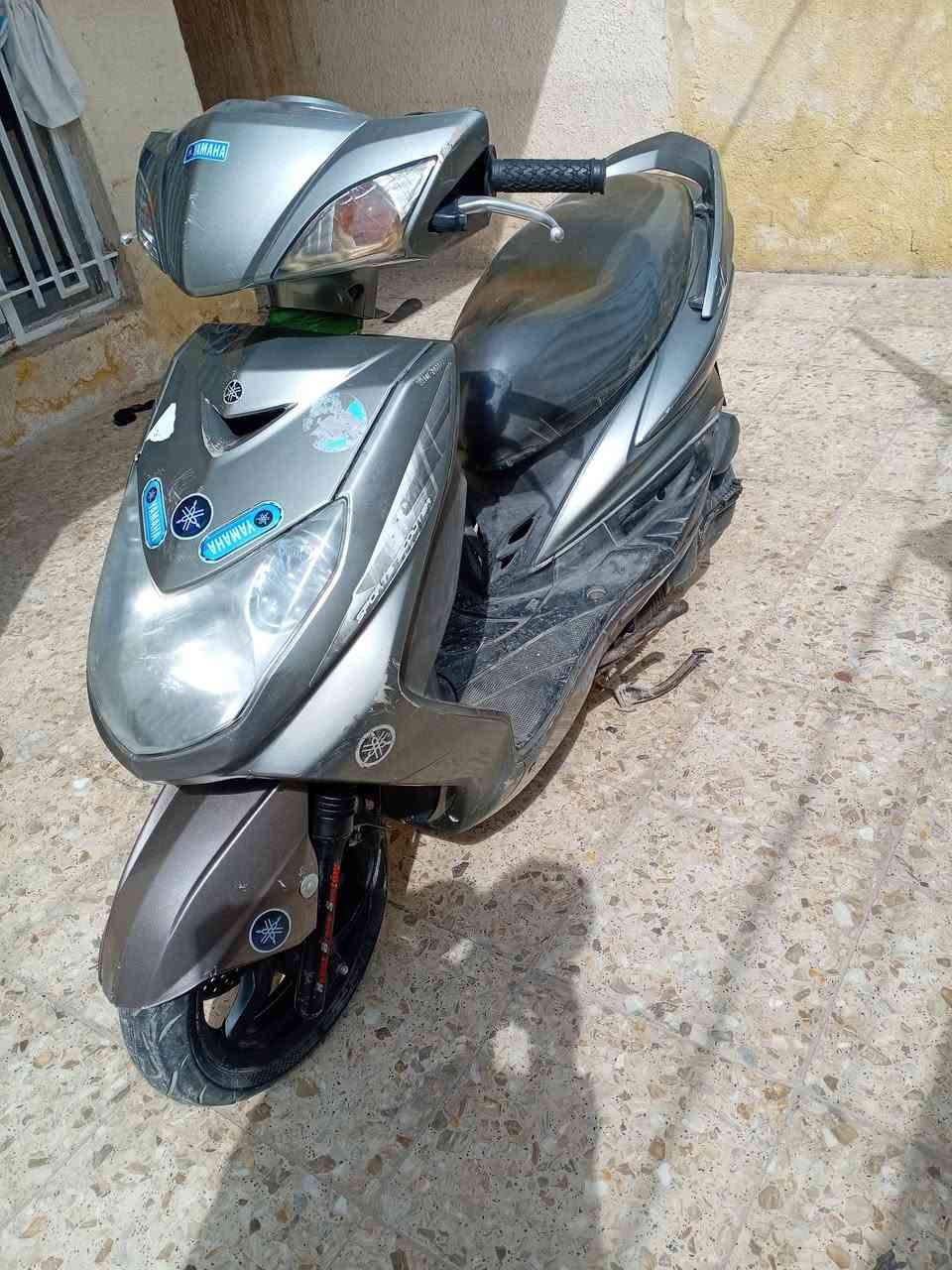 دراجة سكنس فحل
كوري مكفولة من كلشي رمبة العنوان الشعب 800 بيها مجال ***********
