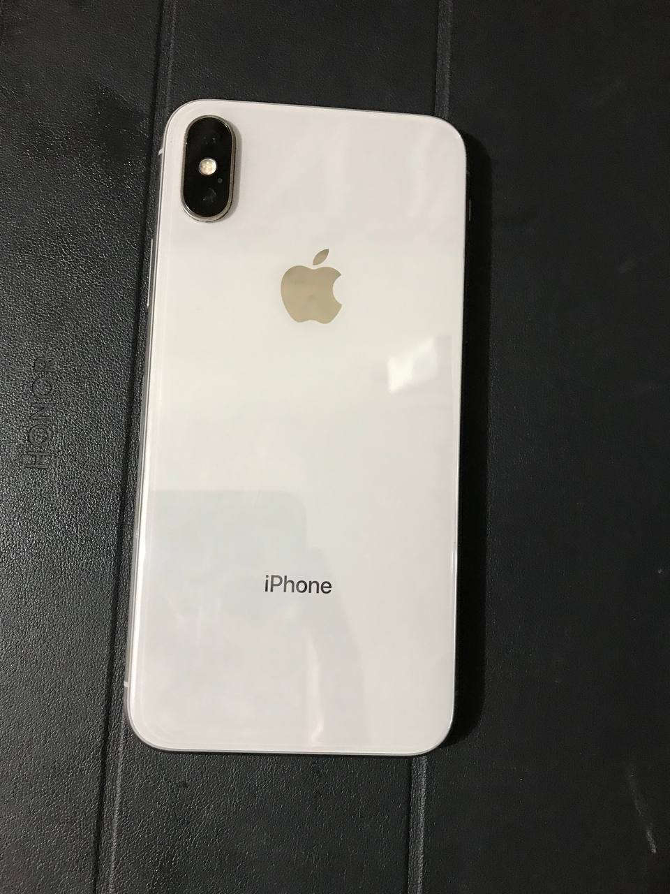 ايفون xs (كلشي مامبدل) البطارية 75 الذاكرة 64 الكامرات واكفات بسبب التحديث والصوت يكطع آلة تضل ضاغط على دكمة الصامت يلة يشتغل السعر 115 مجالة بسيط المكان مدينة الصدر واتساب ***********
