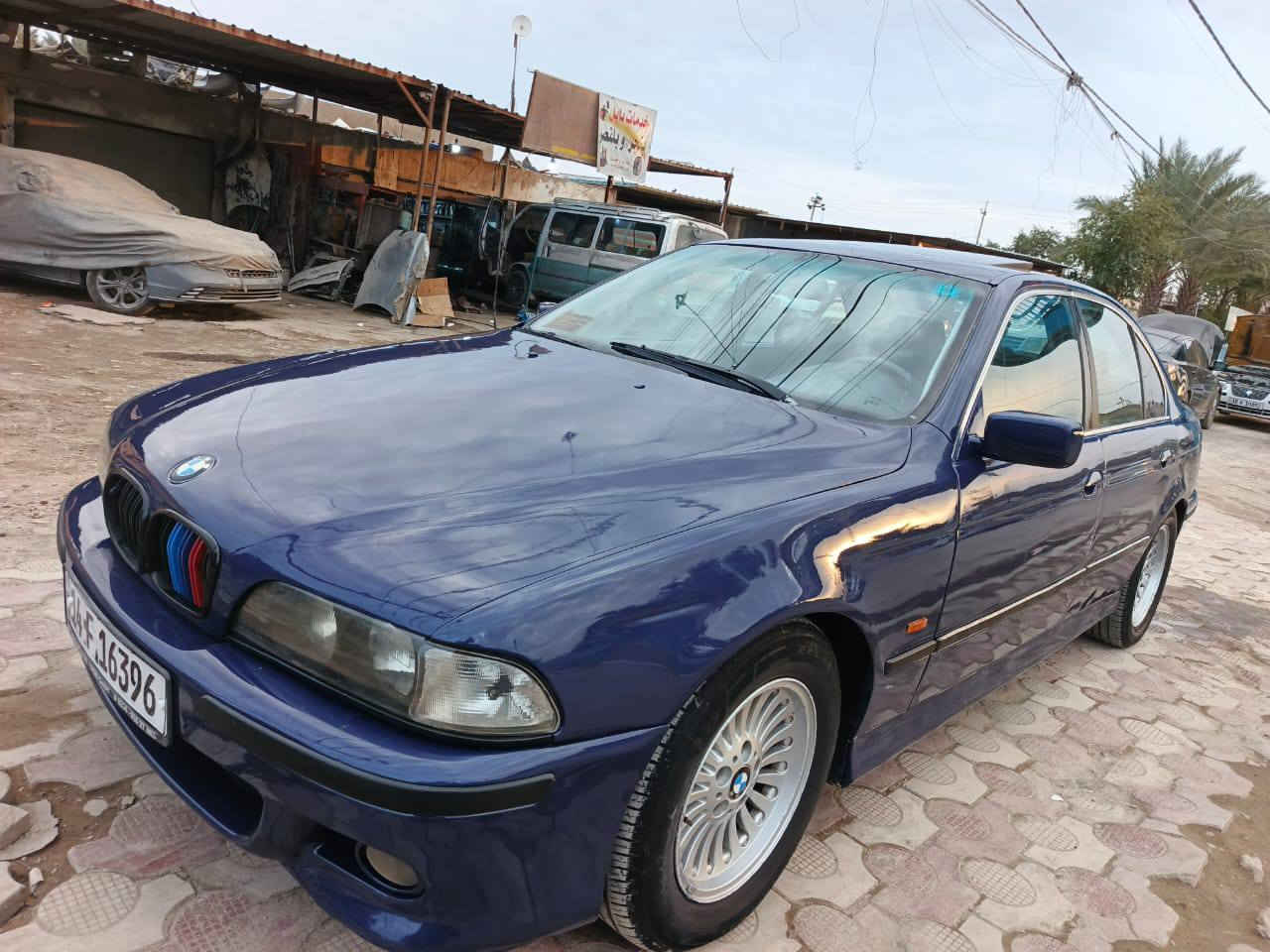 السلام عليكم شباب
Bmw e39 
محرك 28 دبل فانوس 
موديل 1999 بسمي 
كما واضح بالصورة السيارة حلوة رقم بصرة بسمي السعر 80 
***********
واهلا وسهلا
